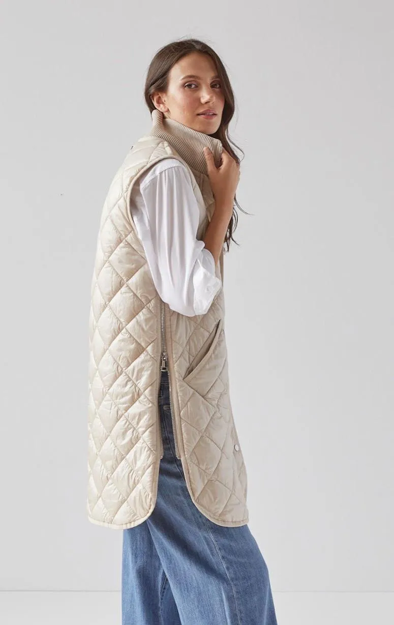 Adroit - Quilted Vest