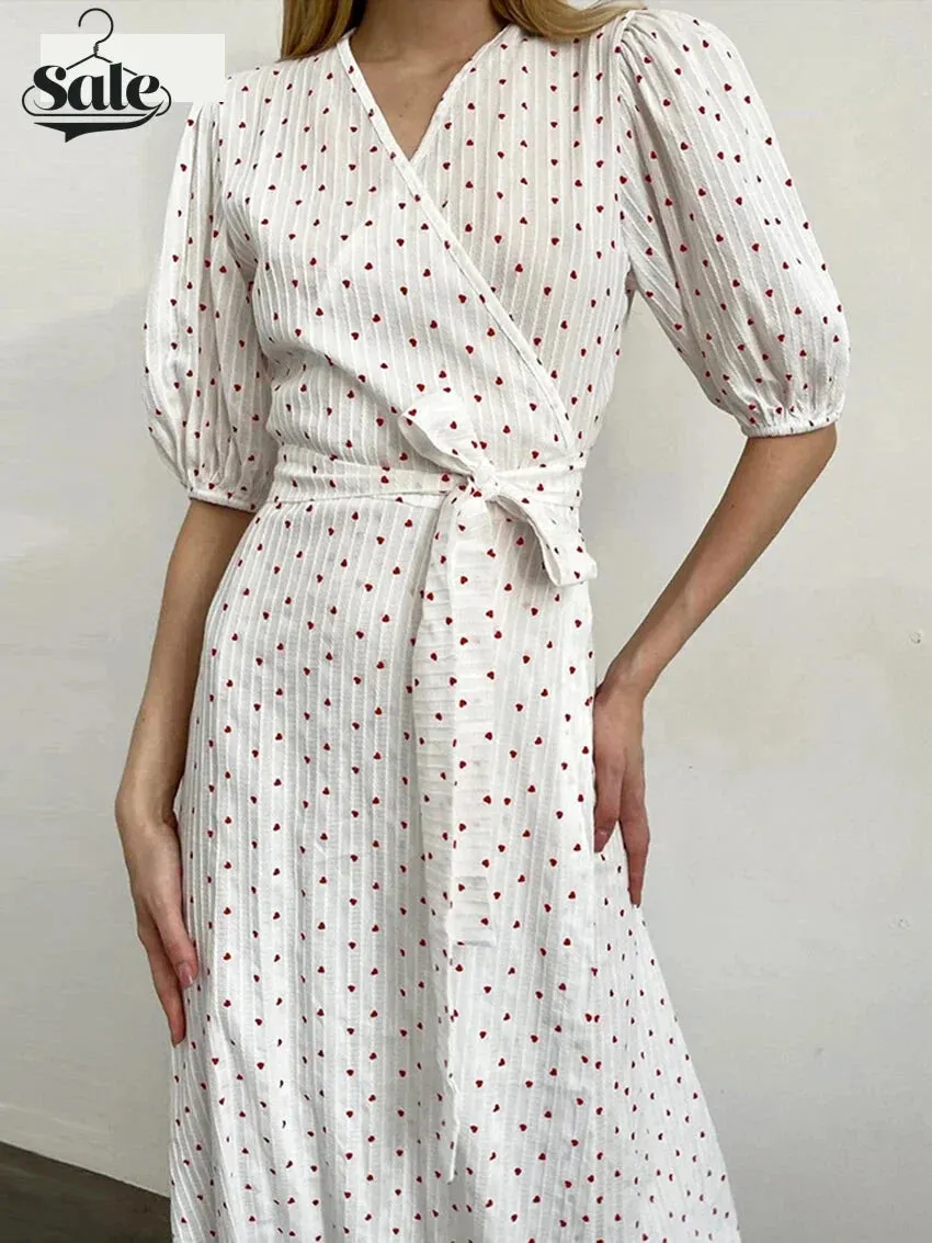 Romantic Wrap Heart Motif Midi Dress for Casual Outings: