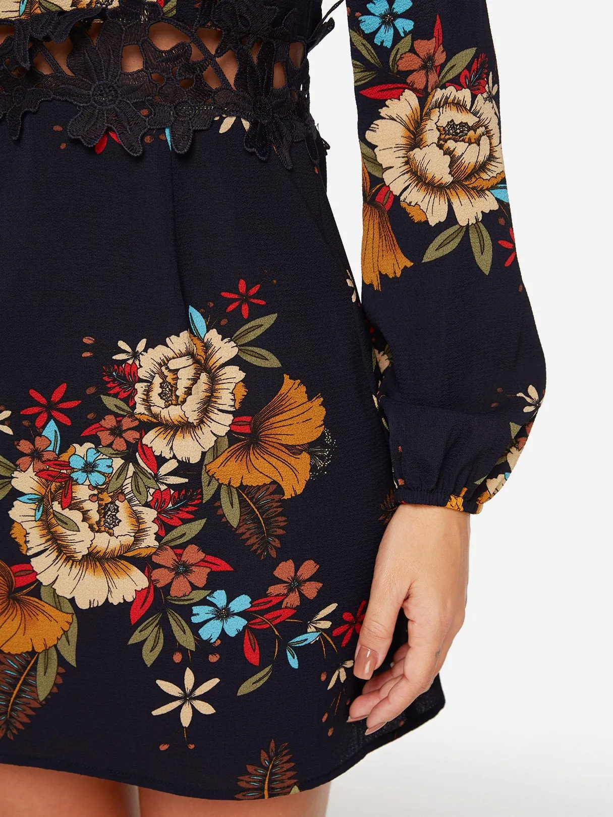 Wholesale Black Crew Neck Long Sleeve Floral Print Lace Dresses