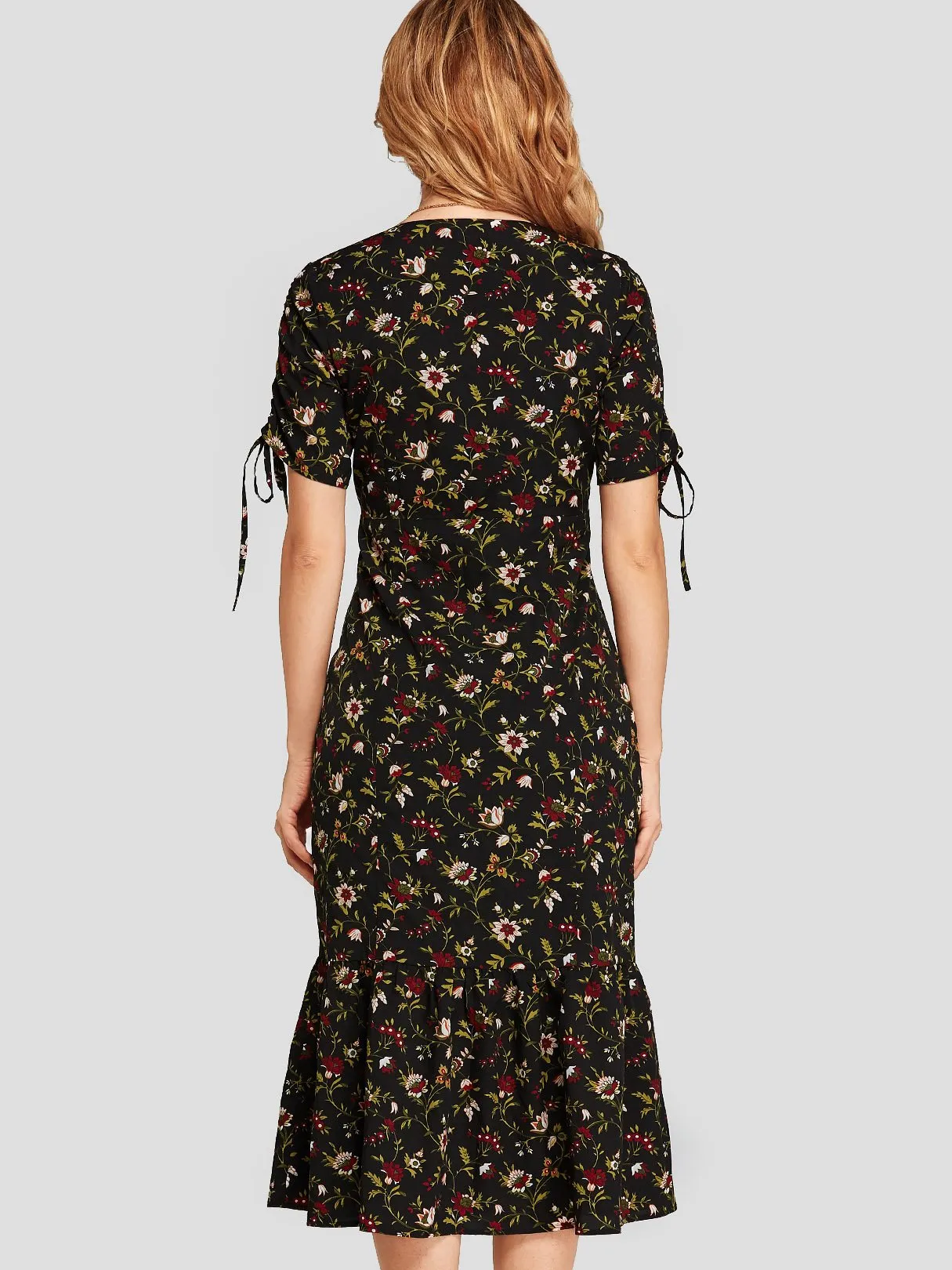 Wholesale Black V-Neck Short Sleeve Floral Print Self-Tie Flounced Hem Dresses