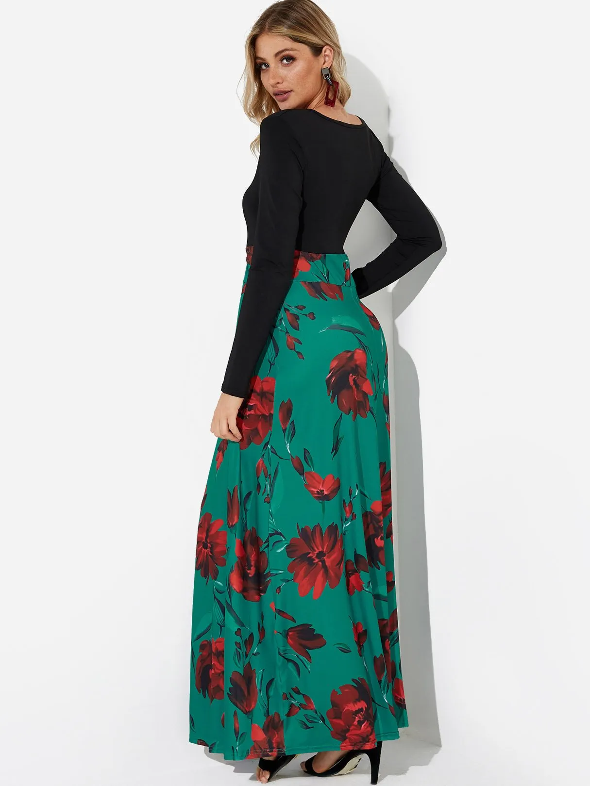 Wholesale Floral Print Round Neck Long Sleeve Dresses